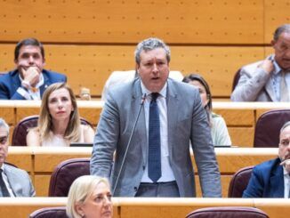 Íñigo Fernández acusa a Albares de «alentar el odio» a España en Hispanoamérica