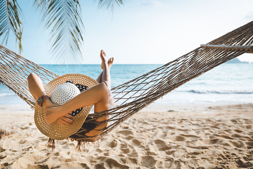 En agosto de 2026, cada español gastará una media de 1.130 euros en sus vacaciones, según Aladinia.com